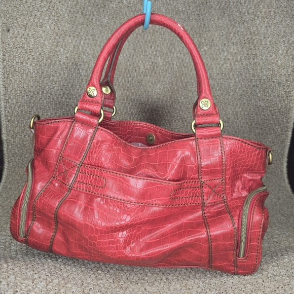 Red FAUX Crocodile Leather Relic Shoulder Purse - Picture 3 of 7